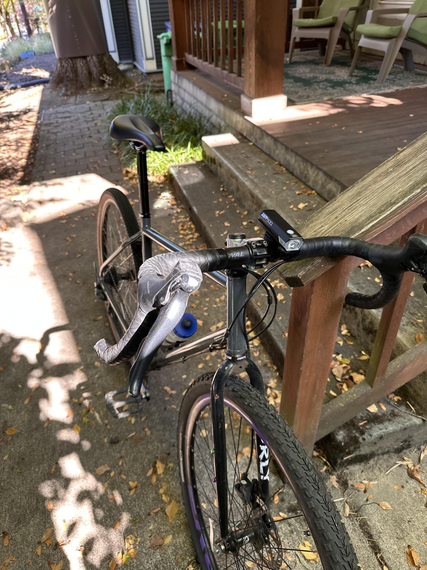 Breezer Gravel Cycle Silver, gray or bare metal