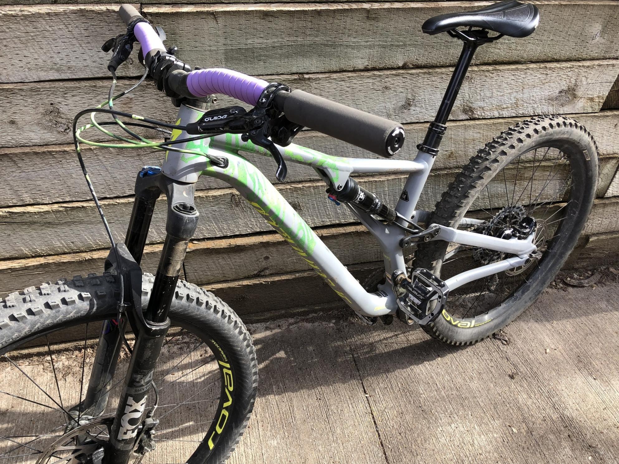 2019 Specialized Stumpjumper Alloy Silver, gray or bare metal