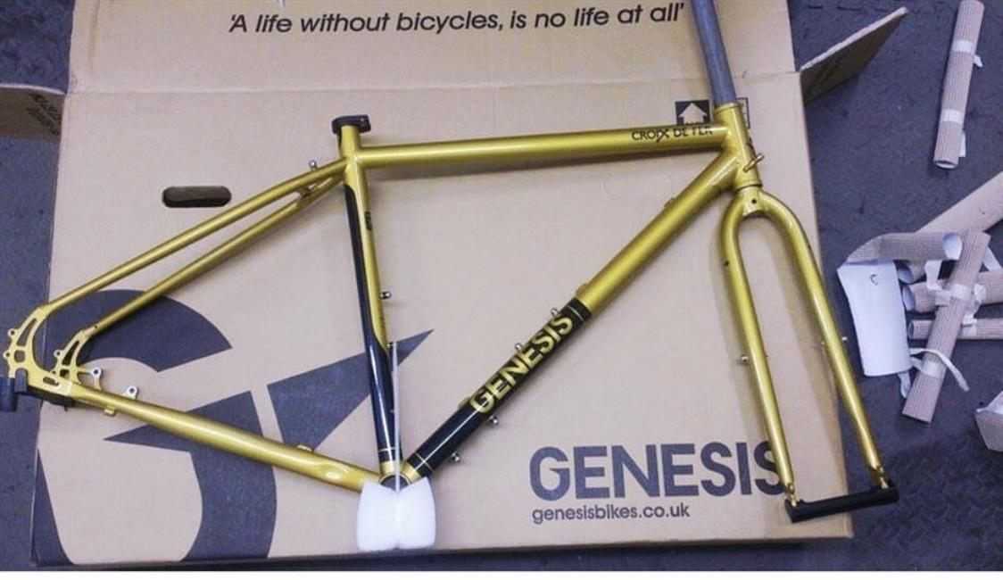 2016 Genesis Croix De fer Yellow or Gold