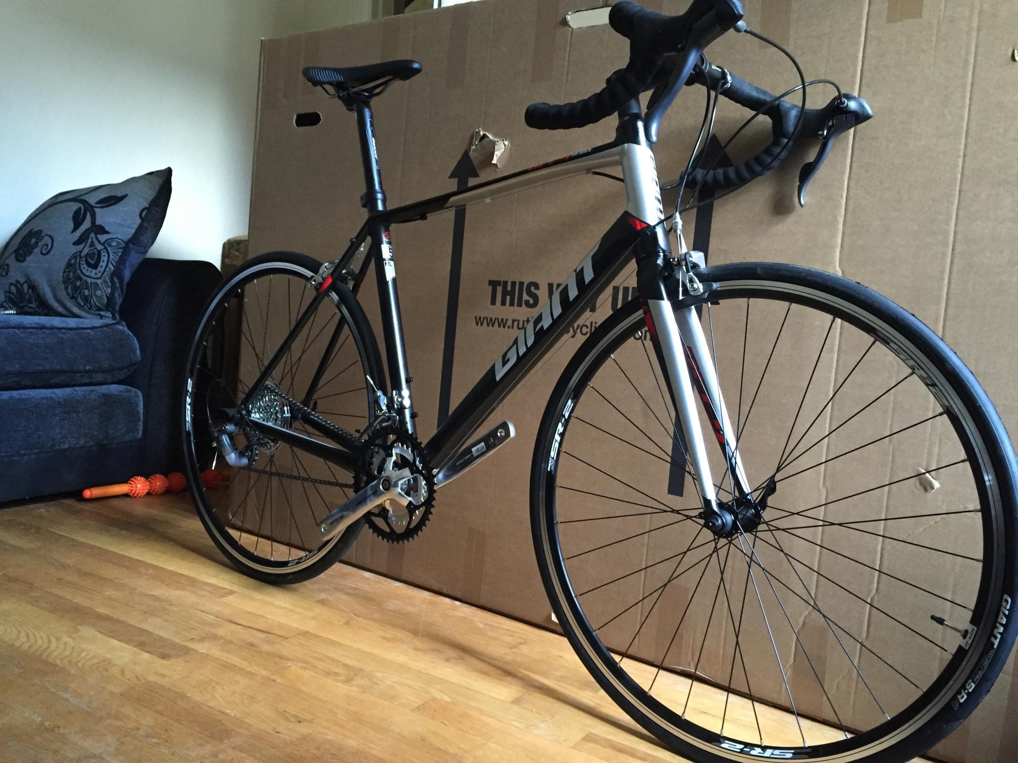 2015 Giant Defy 5 Black and Silver or Gray
