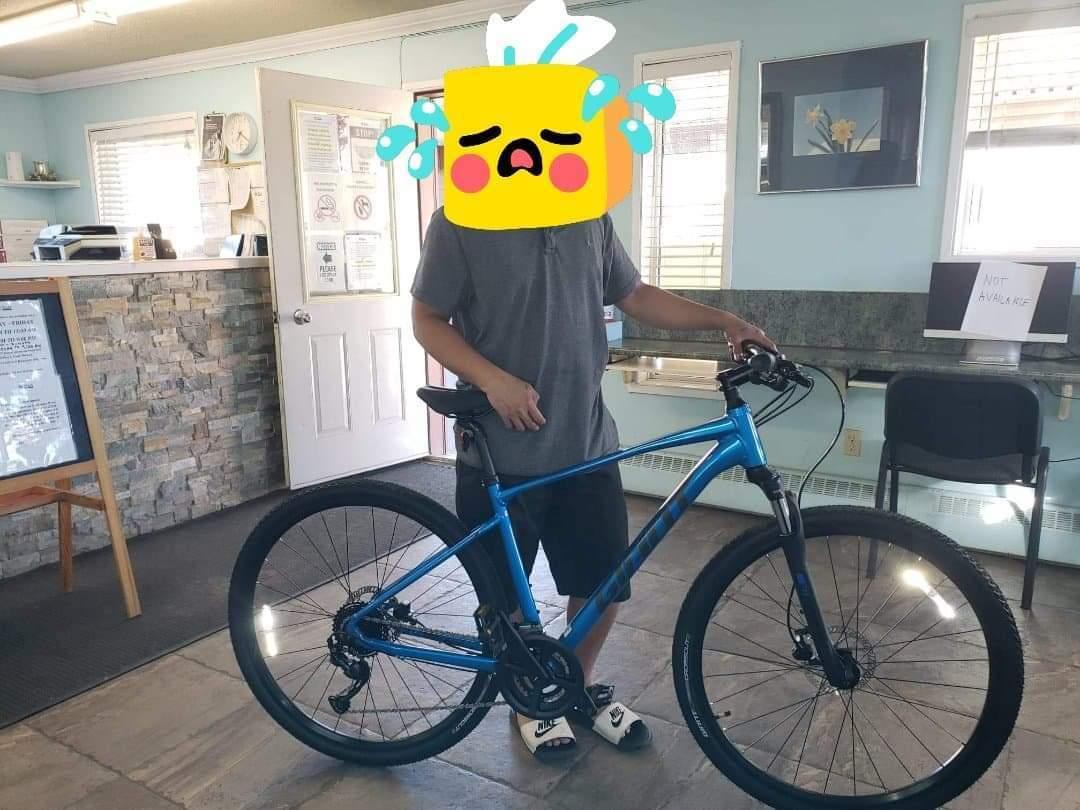 2021 Giant Roam 2 Blue