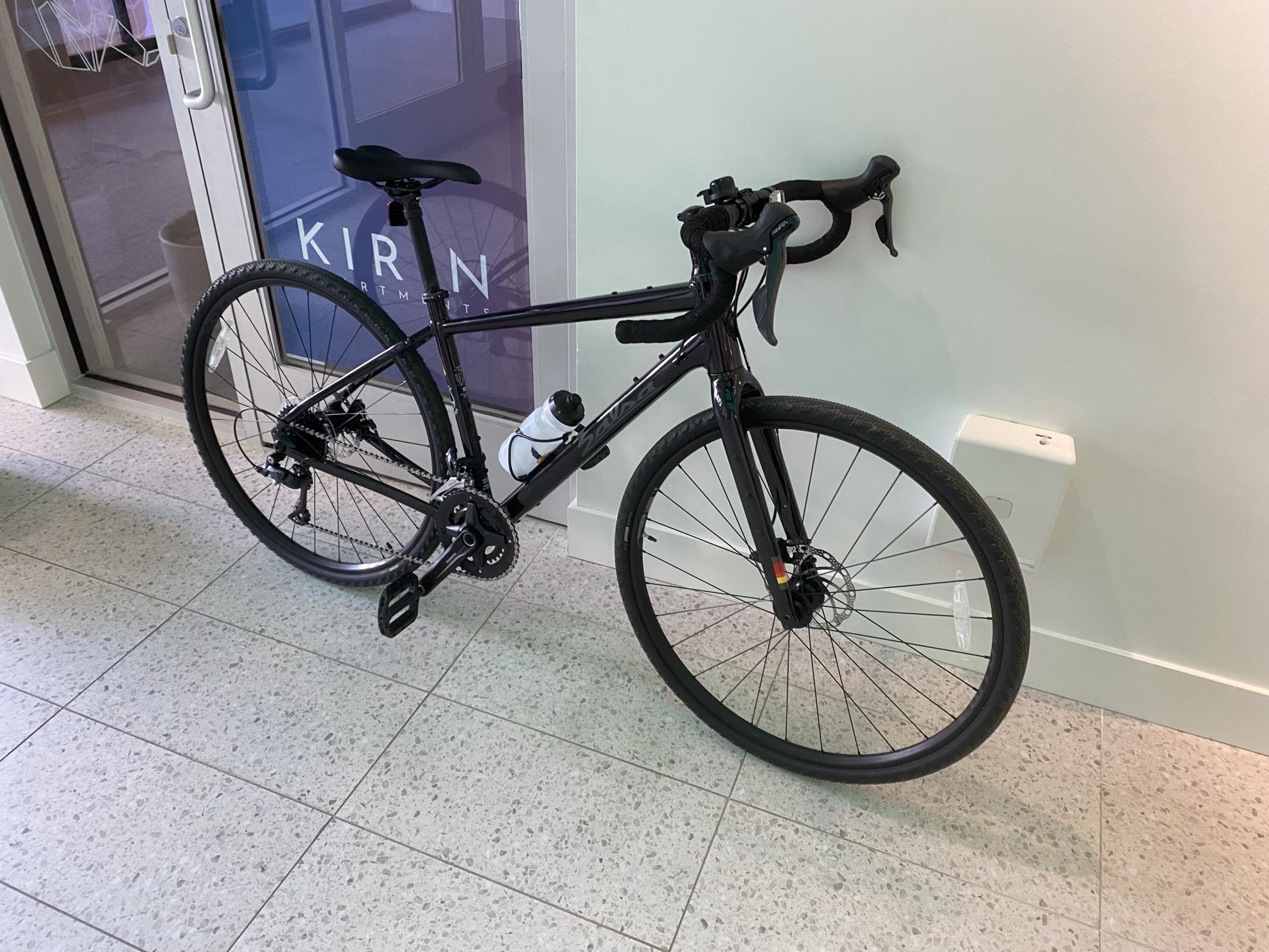 2022 Salsa v2 Journeyer Sora Black