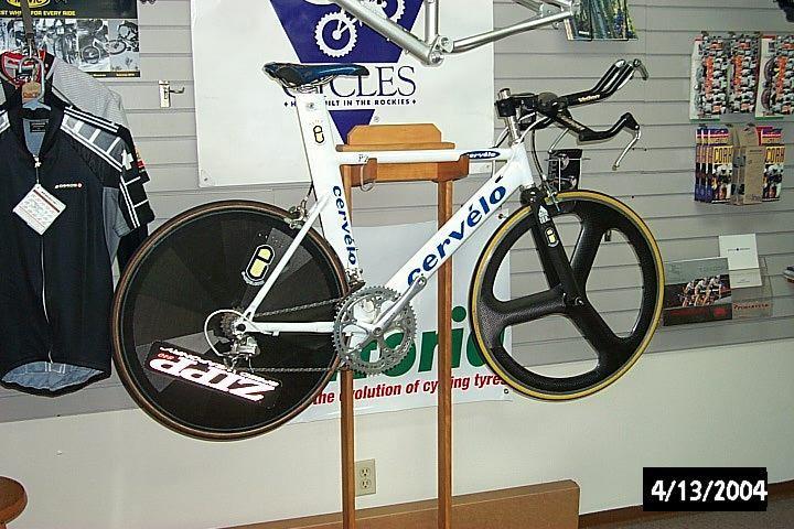 2004 Zipp rear disc  Black
