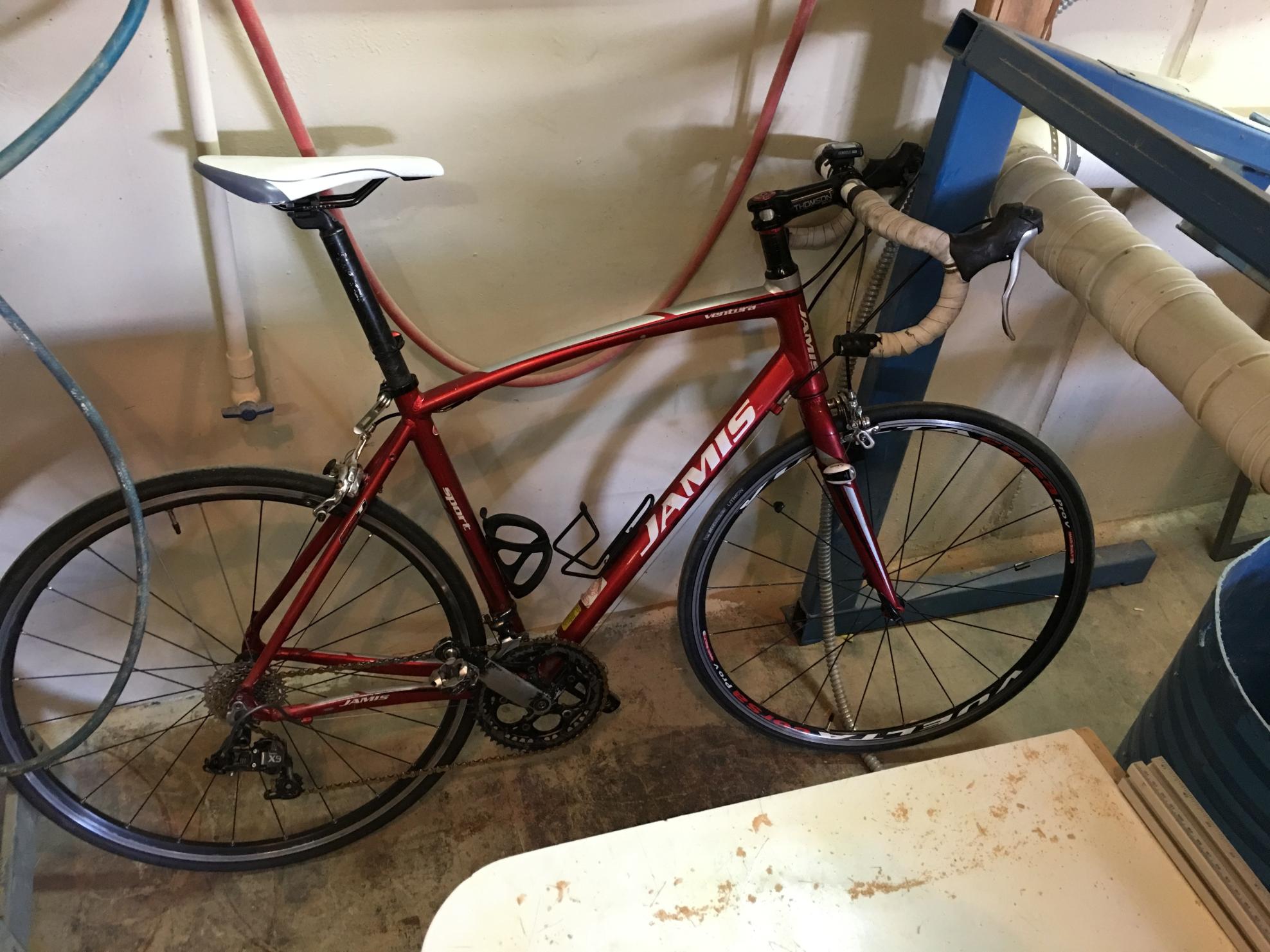 2012 Jamis Ventura Sport Red