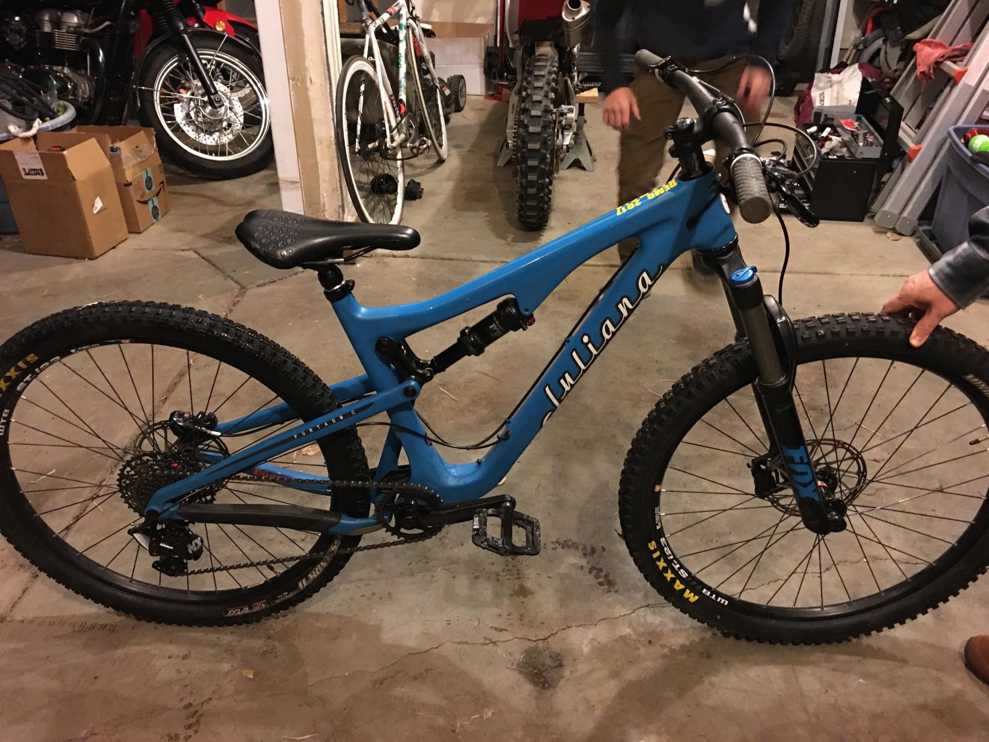 2017 Santa Cruz Juliana Furtado Blue