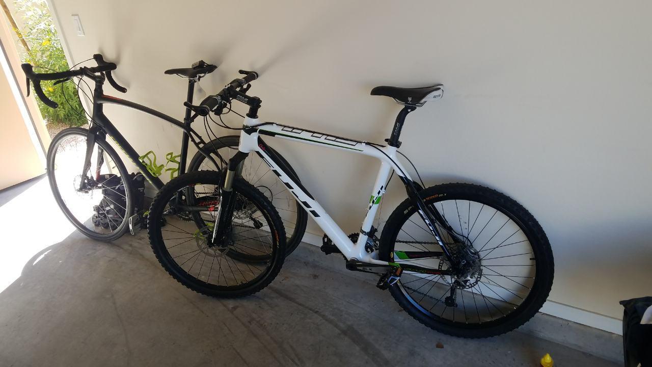 2010 Fuji Mt. Fuji Pro White