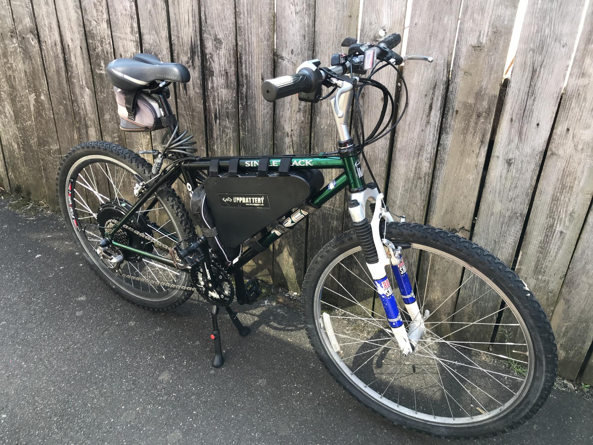 1996 Trek 930 Single Track Black and Green