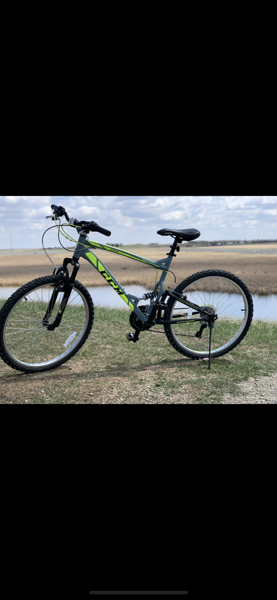 2020 CCM Static Green and Silver, gray or bare metal