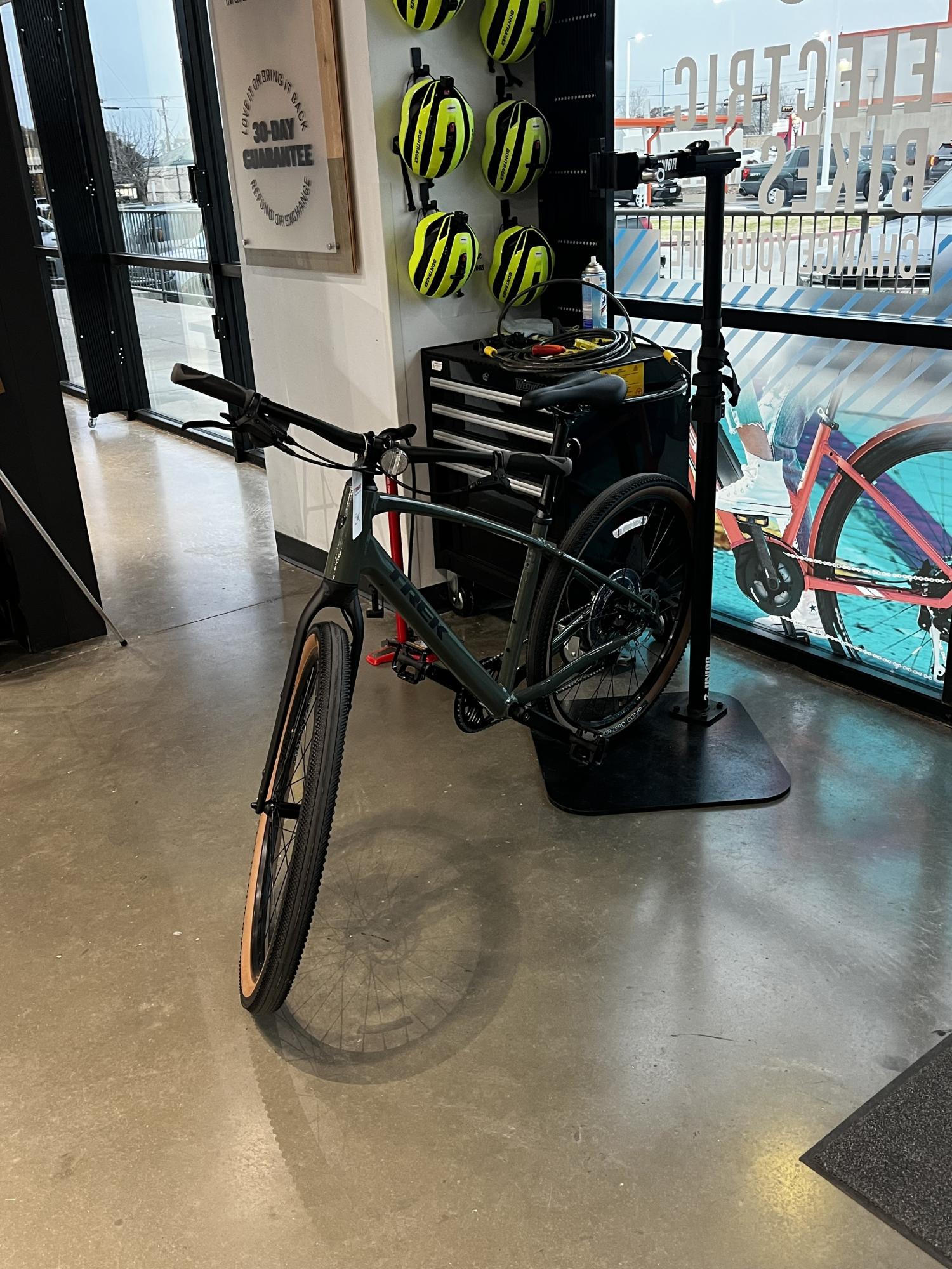 2025 Trek Dual Sport 2 Green