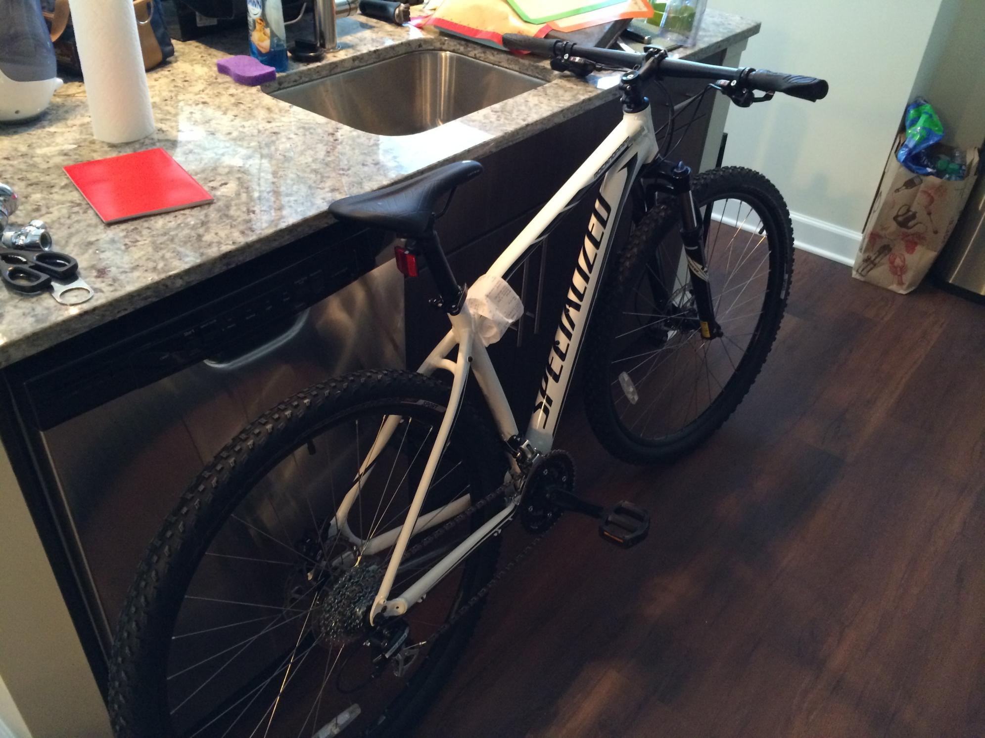 2015 Specialized Rockhopper White