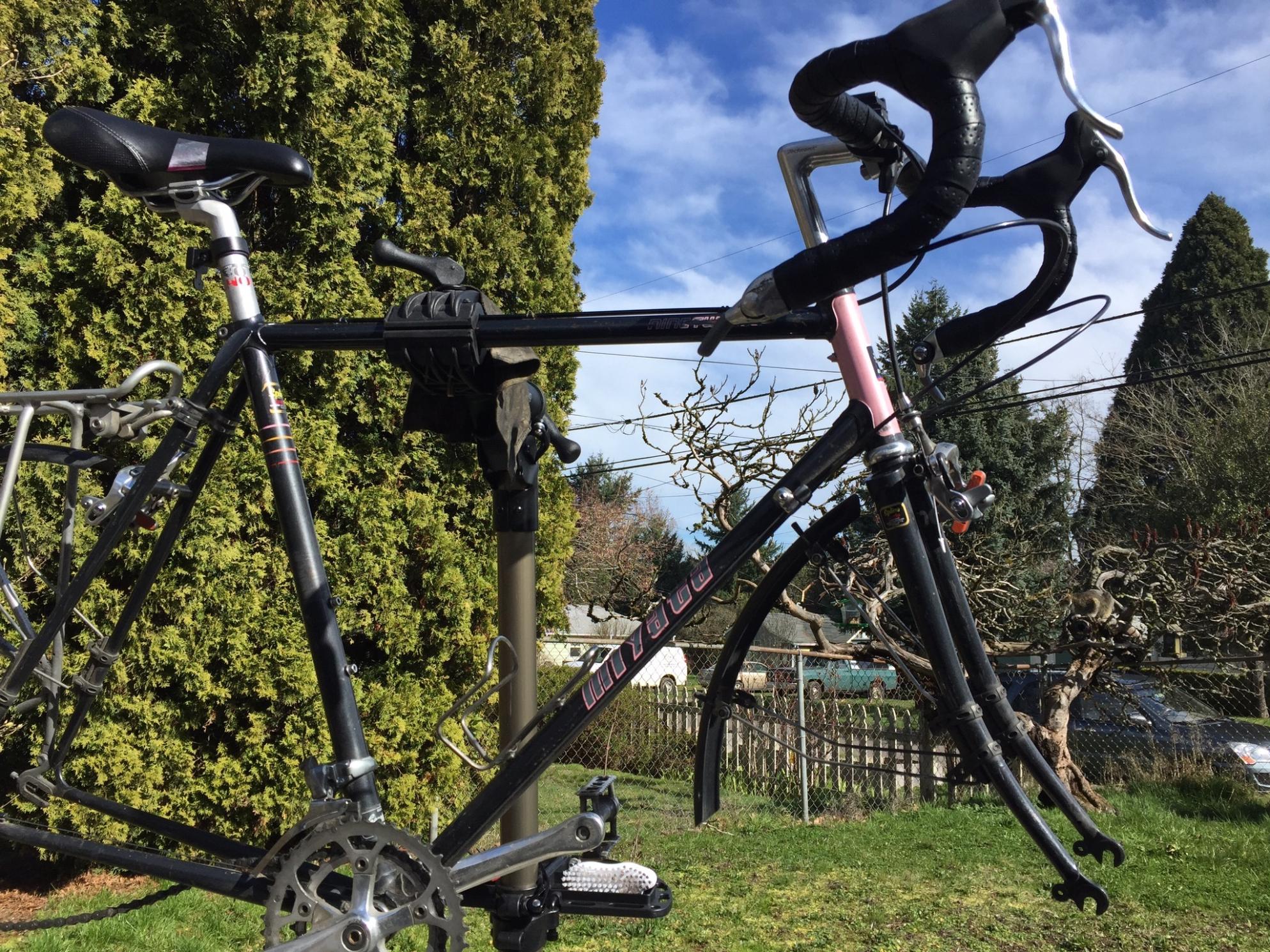 1986 Miyata Ninetwelve Black and Pink