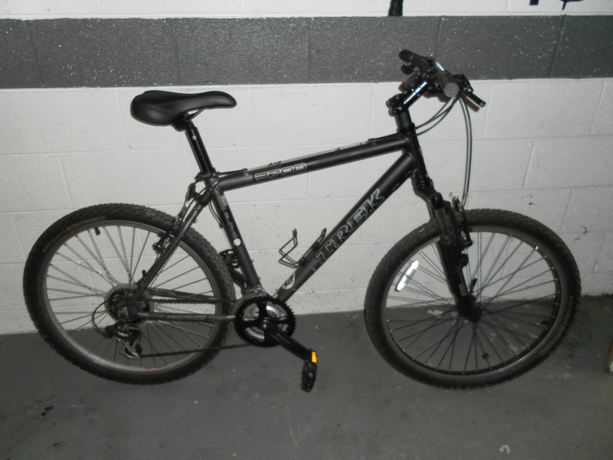 2007 Trek 3700 Black