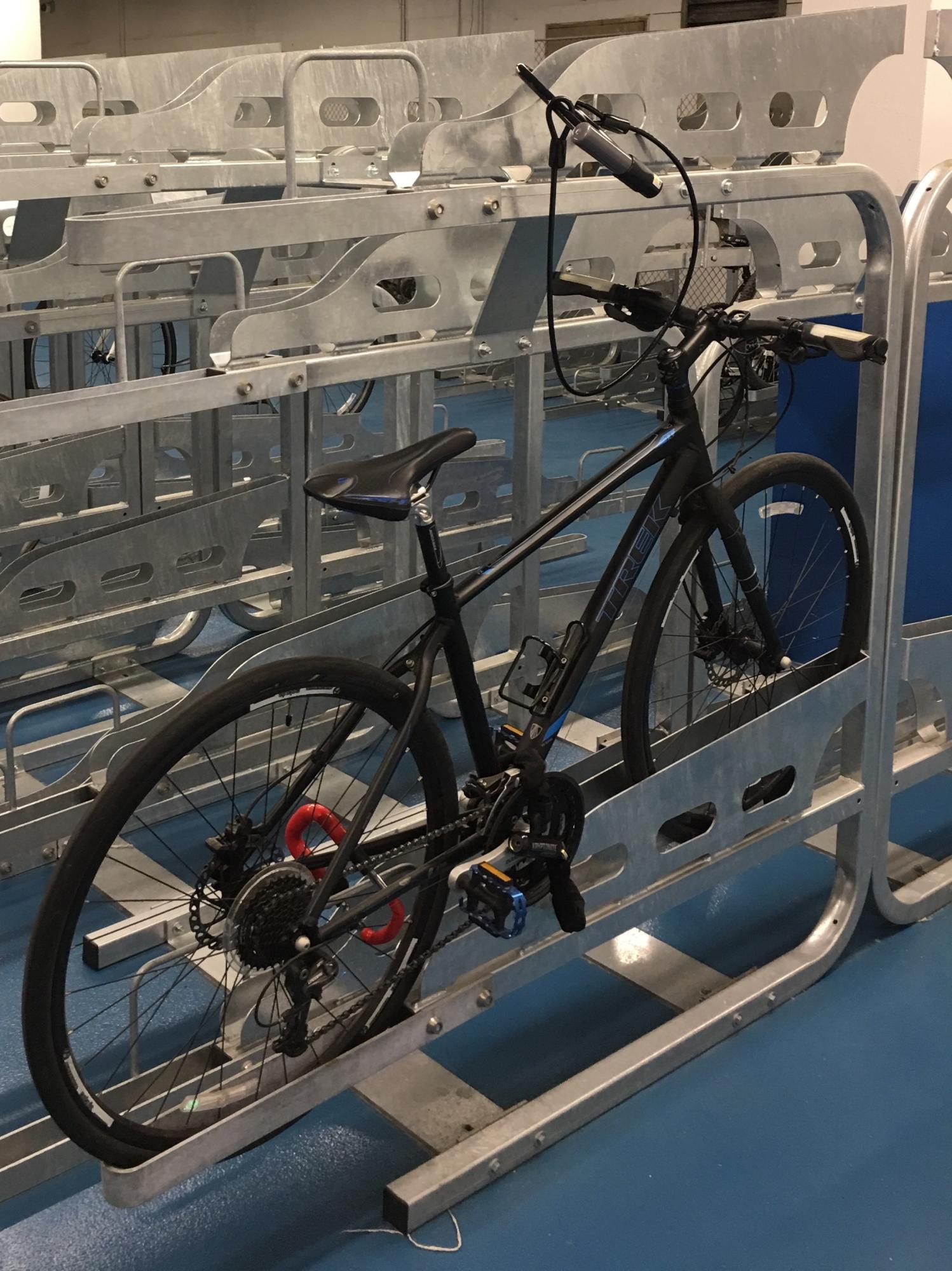 2014 Trek 7.4 FX Disc Black and Blue