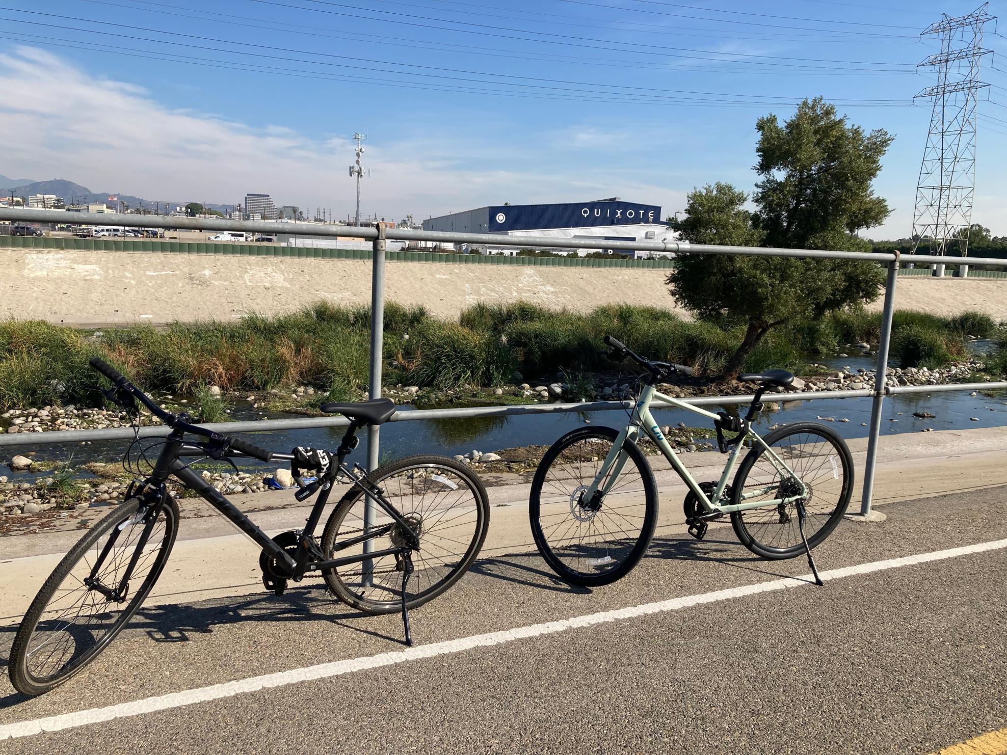 2023 Giant Escape 3 M Black