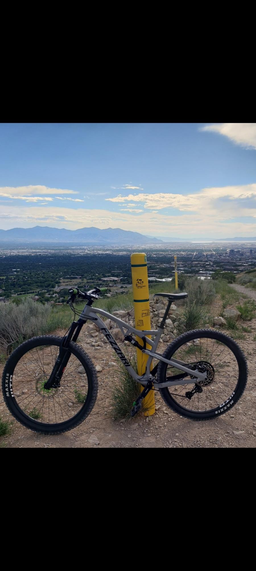 2019 Fezzari Abajo Peak Silver, gray or bare metal and Black