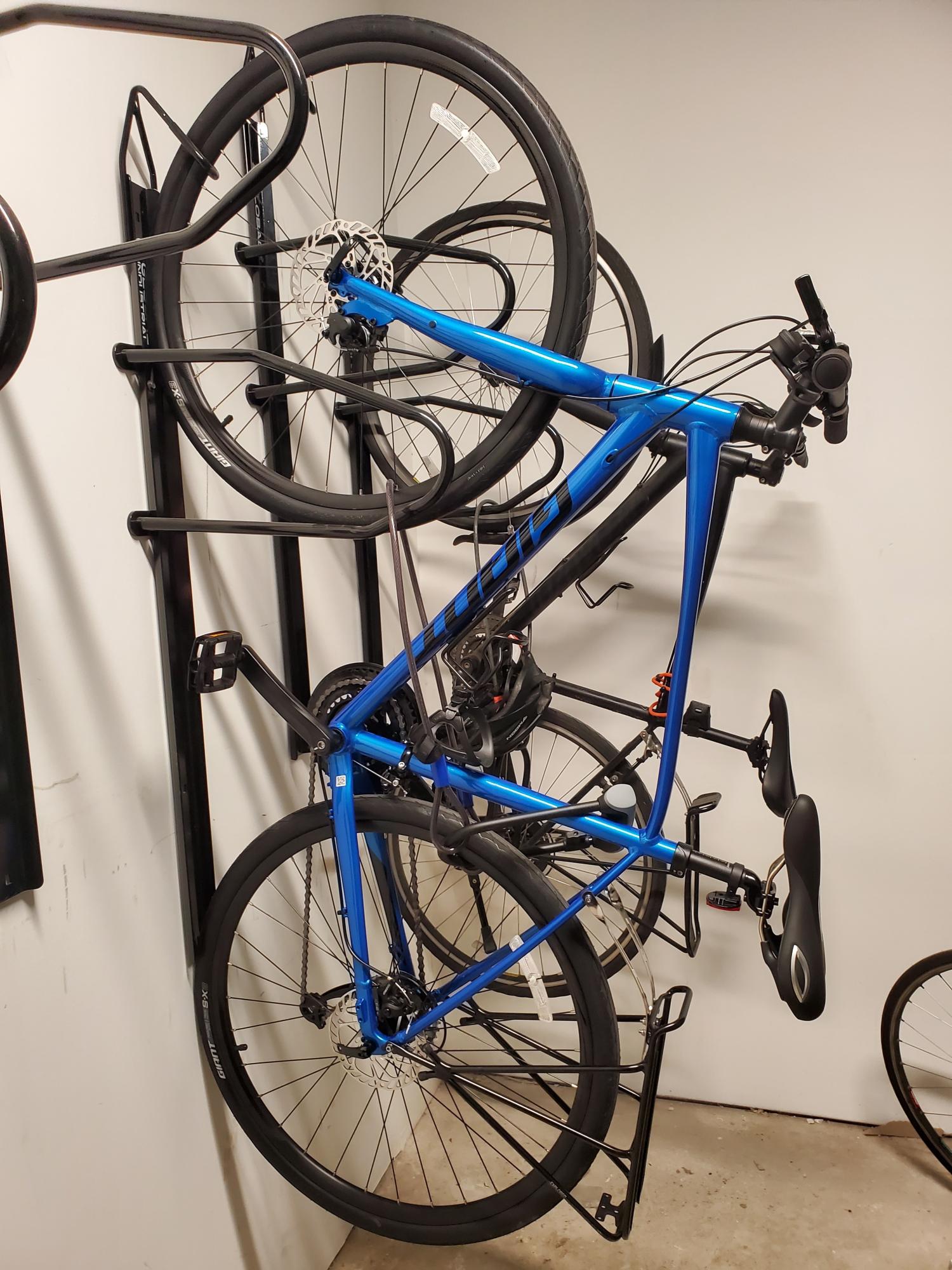 2022 Giant Escape 3 Blue and Black