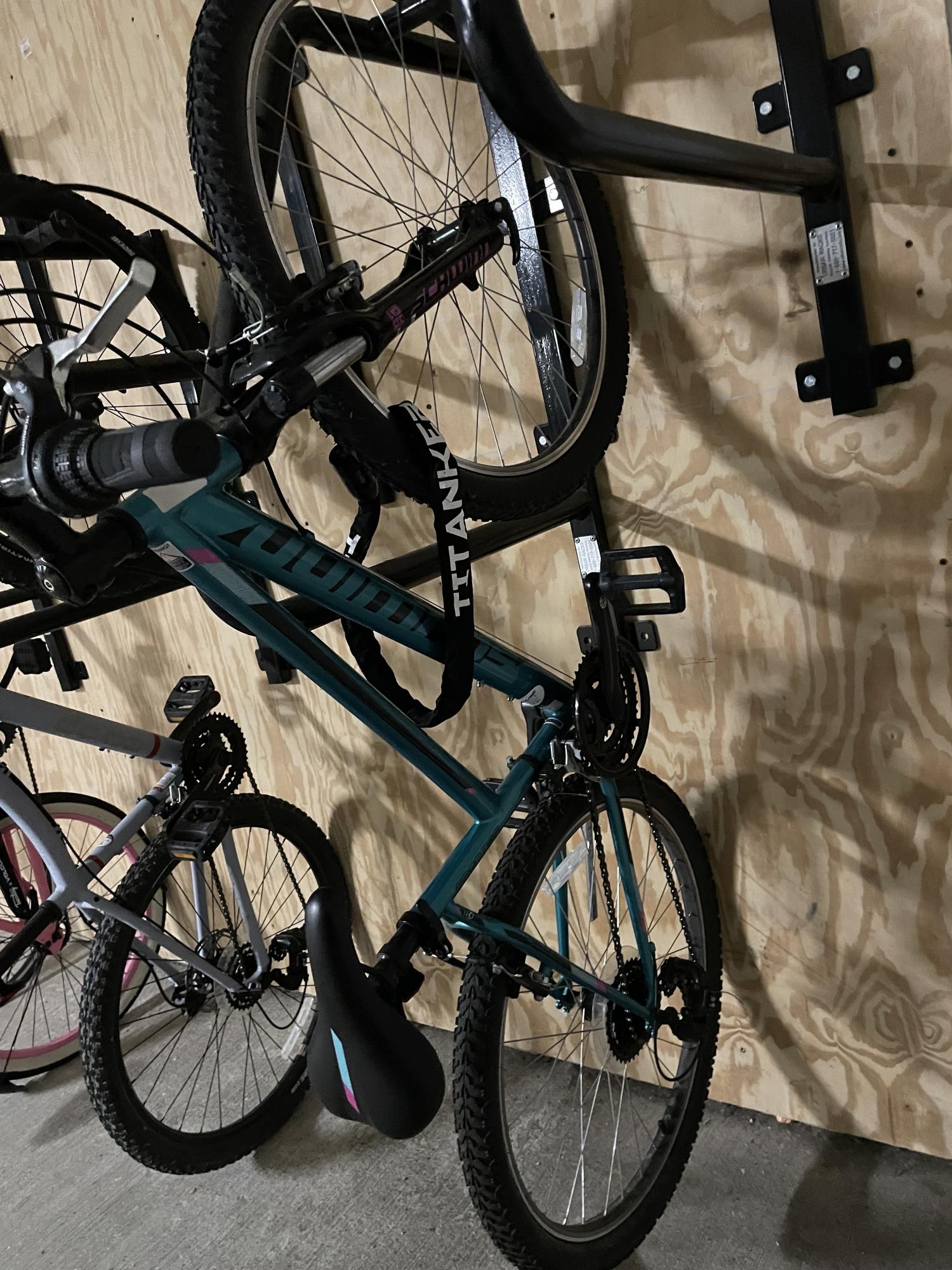 2020 Schwinn Mountain bike Blue