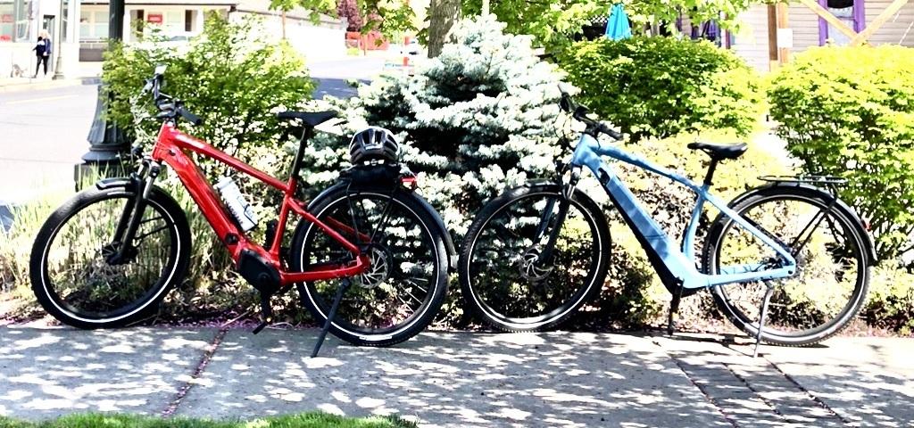 2022 Specialized Blue