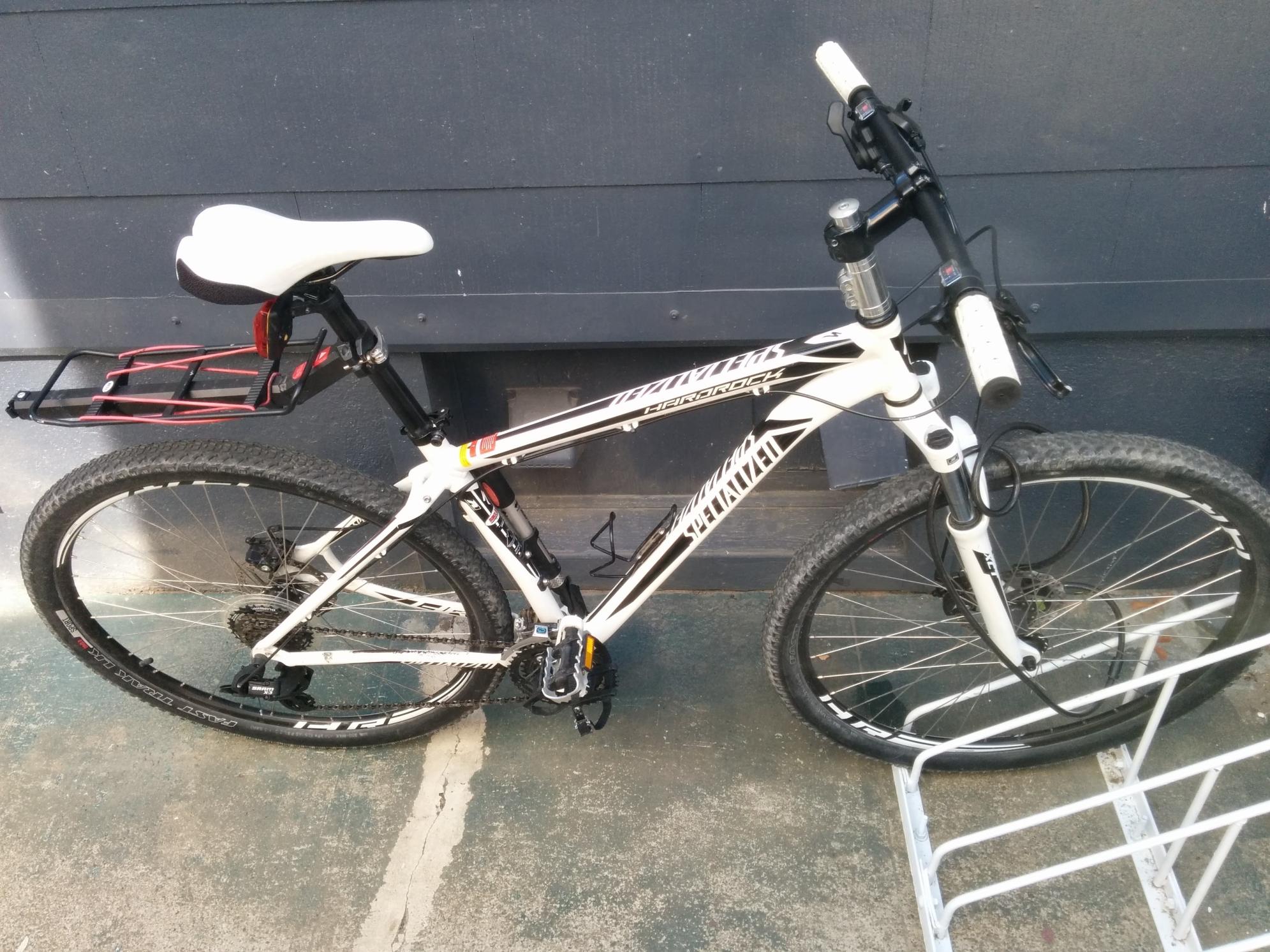 2011 Specialized Hardrock White