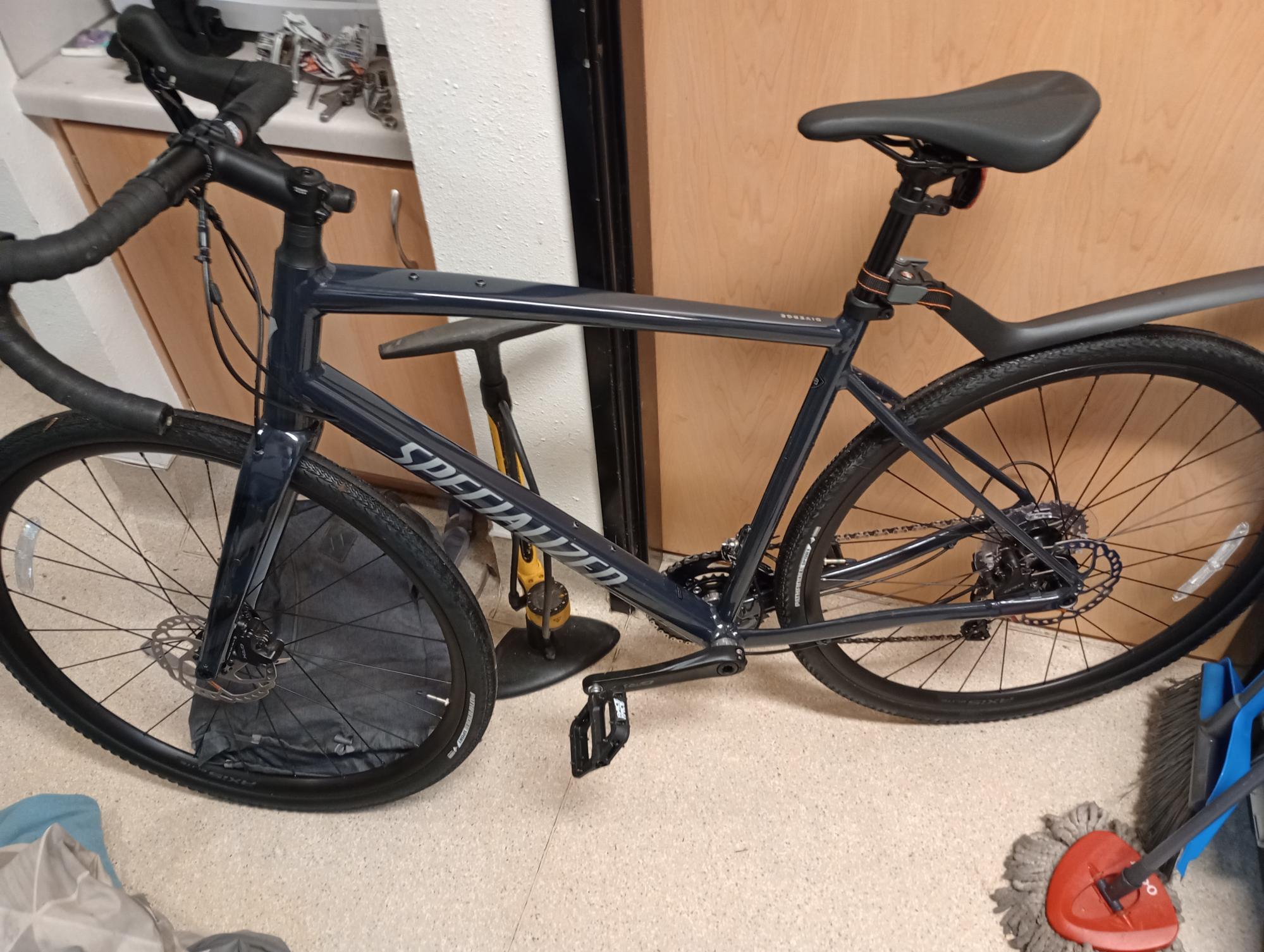 2023 Specialized Diverge Black