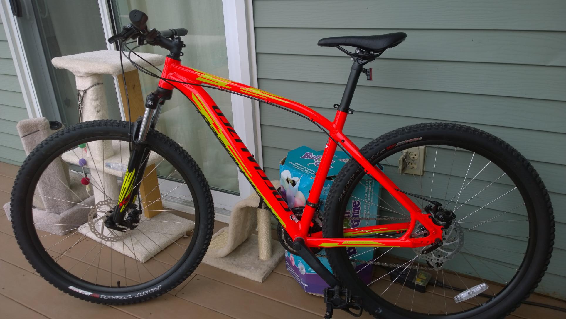 2015 Specialized Pitch 650B Orange