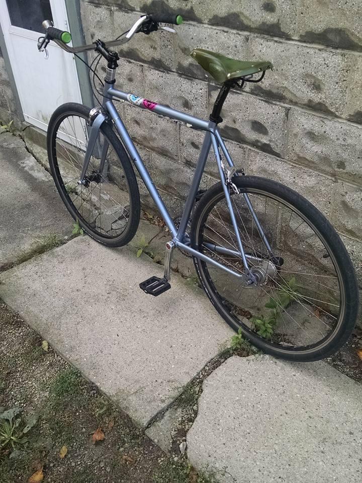 2013 Fyxation Quiver 56cm Silver or Gray