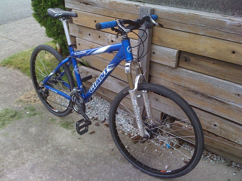 2004 Giant Ranier Blue