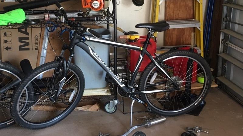 2017 Specialized hardrock Black