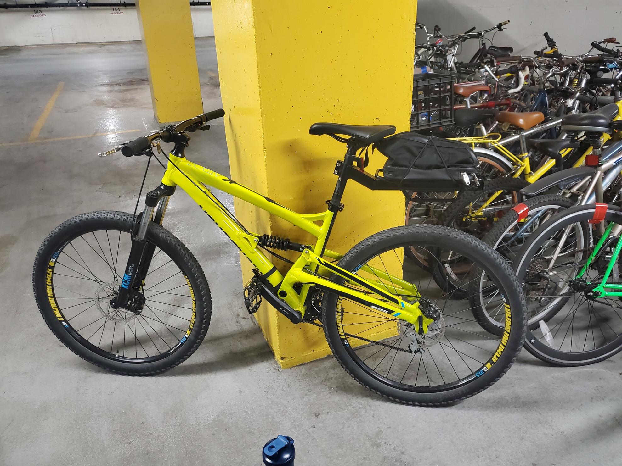 Diamondback Atroz Yellow or Gold