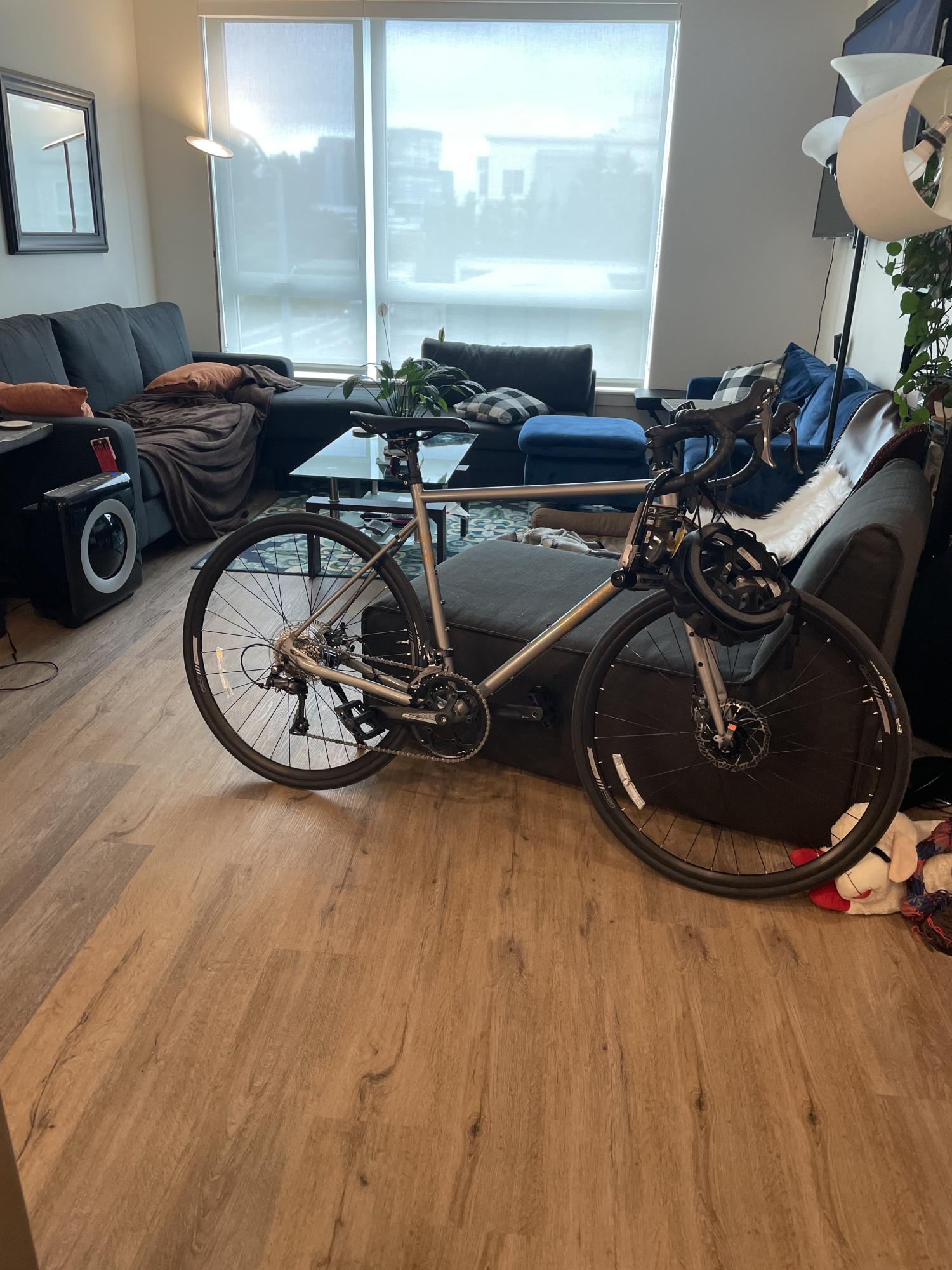 2021 Marin Bikes Nicasio 700c Silver, gray or bare metal