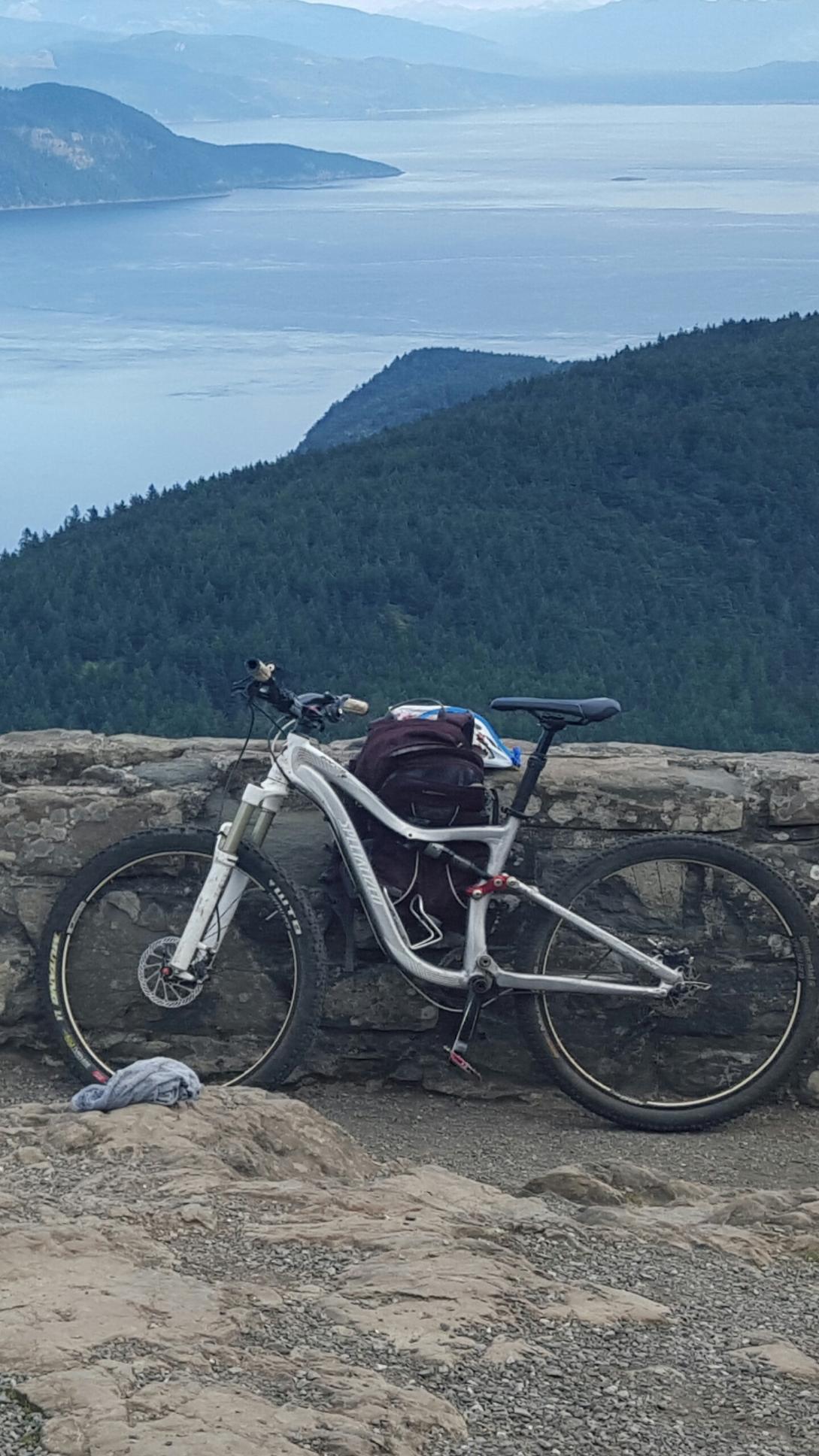 2011 Specialized Safire Comp Silver or Gray