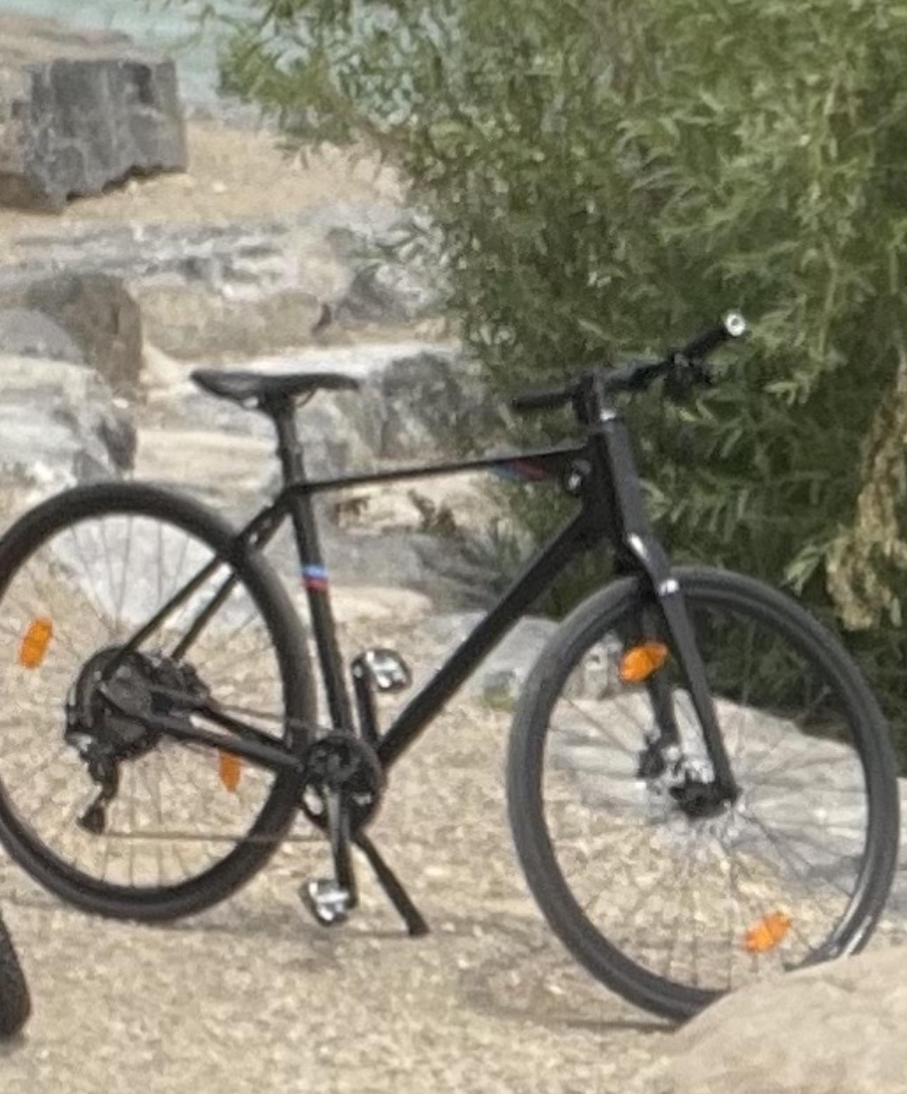 2021 BMW Black Black