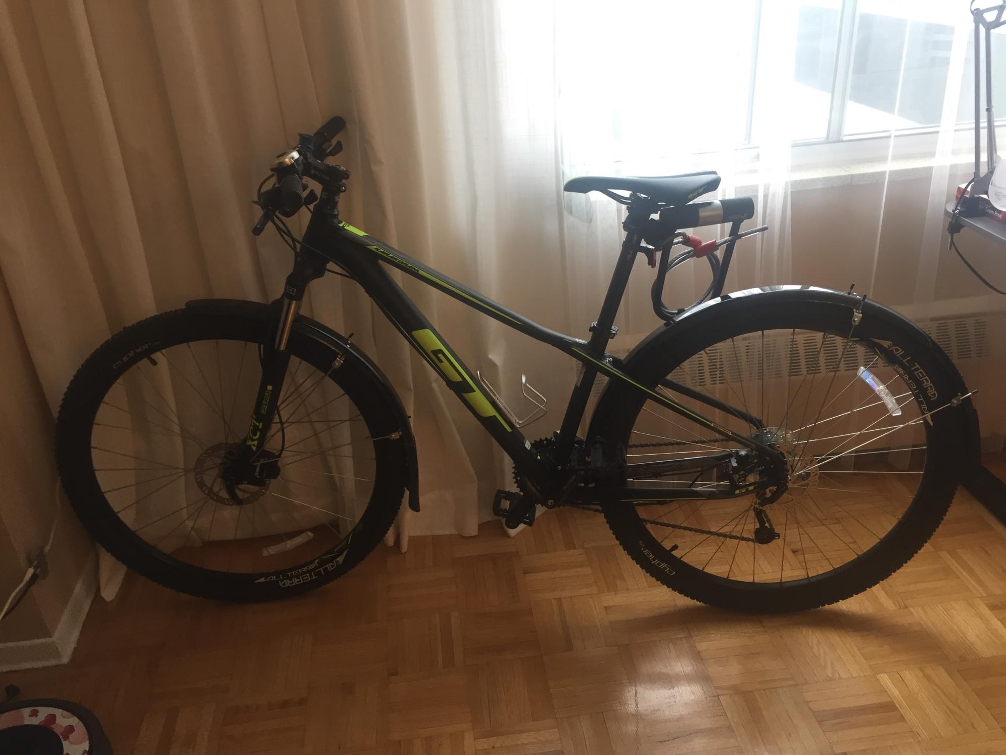2016 GT Bicycles Karakoram Sport Black