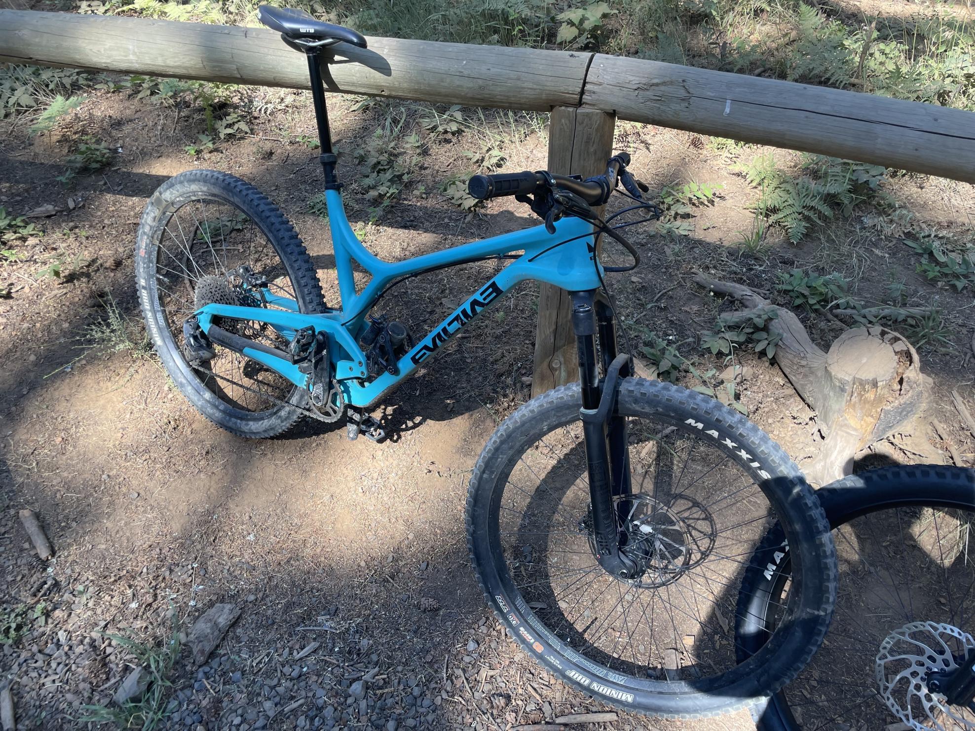 2019 Evil Offering Blue