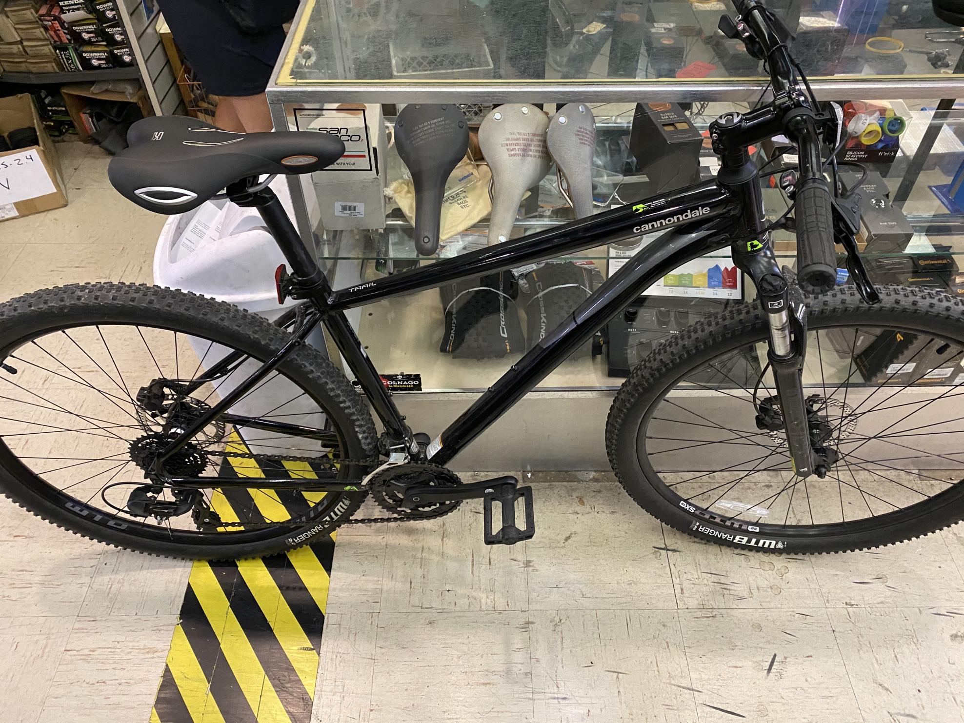 2020 Cannondale Trail 7 r Black