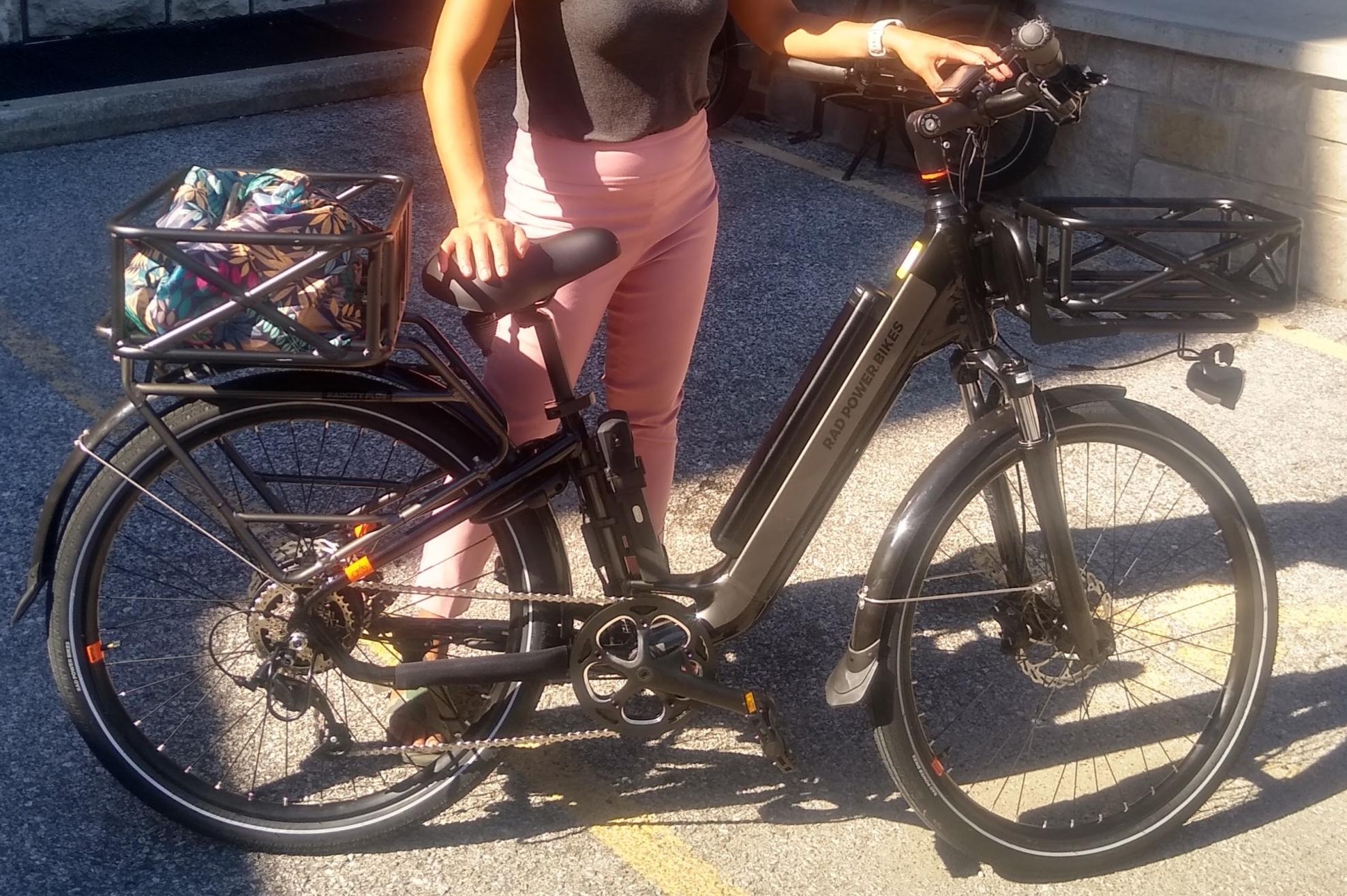 2022 Rad Power Bikes RadCity 5 Plus Step Thru Silver, gray or bare metal