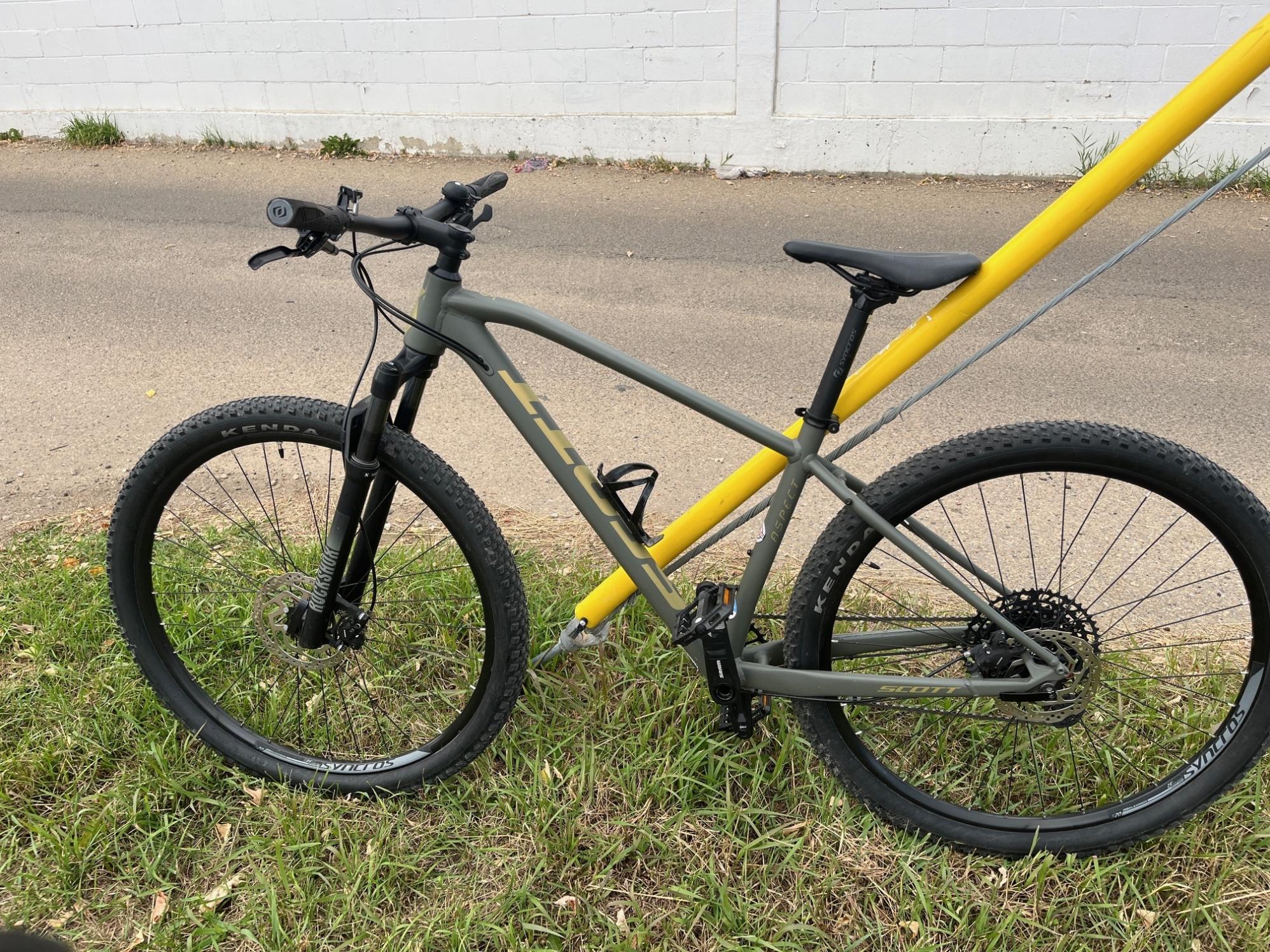2022 SCOTT Aspect 910 Green