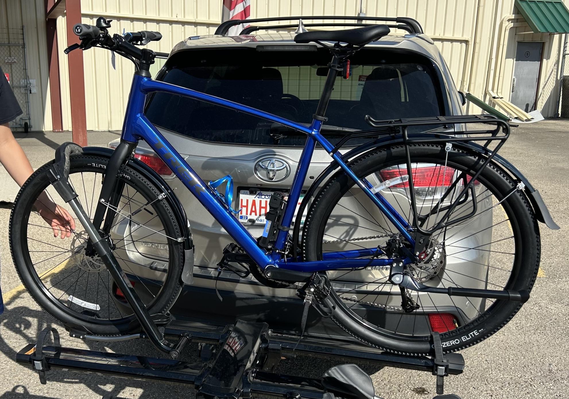 2025 Trek Dual Sport 1 Gen 5 Blue