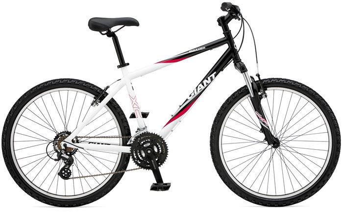 2009 Giant Boulder  Black
