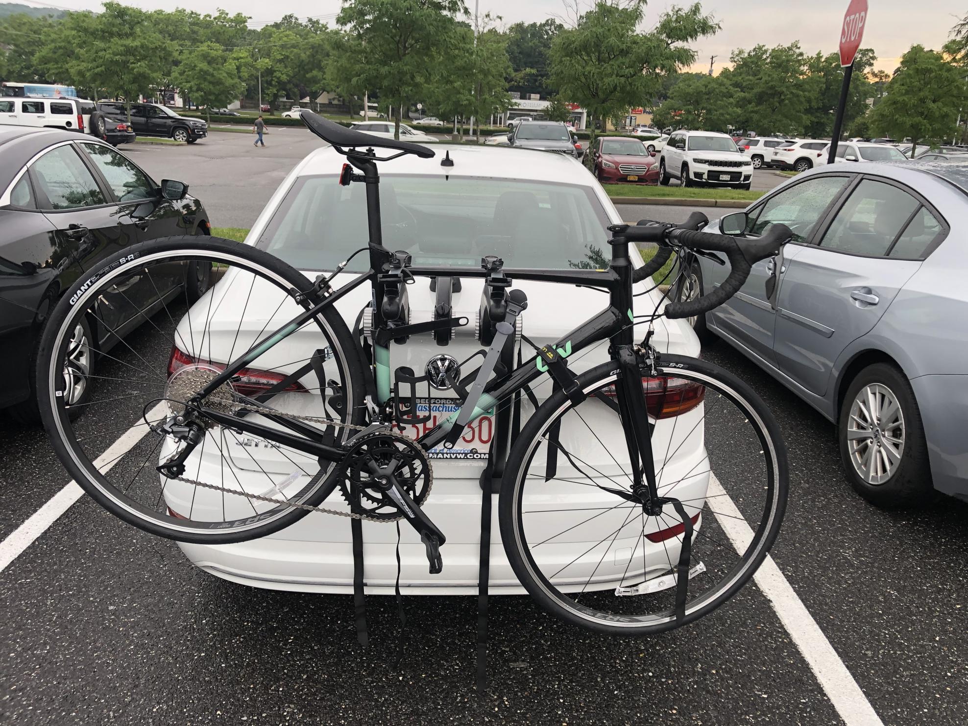 2021 Giant Avail 3 Black and Blue