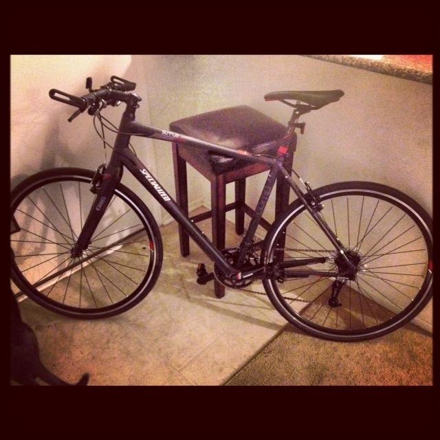 2013 Specialized Sirrus  Black