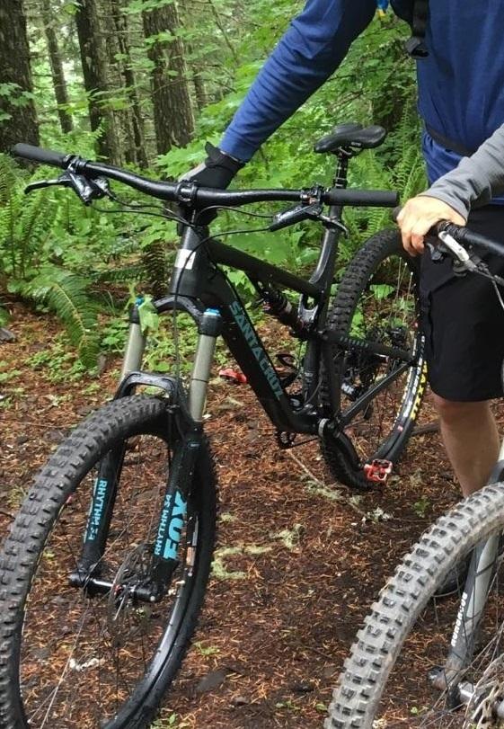 2017 Santa Cruz Bronson Black
