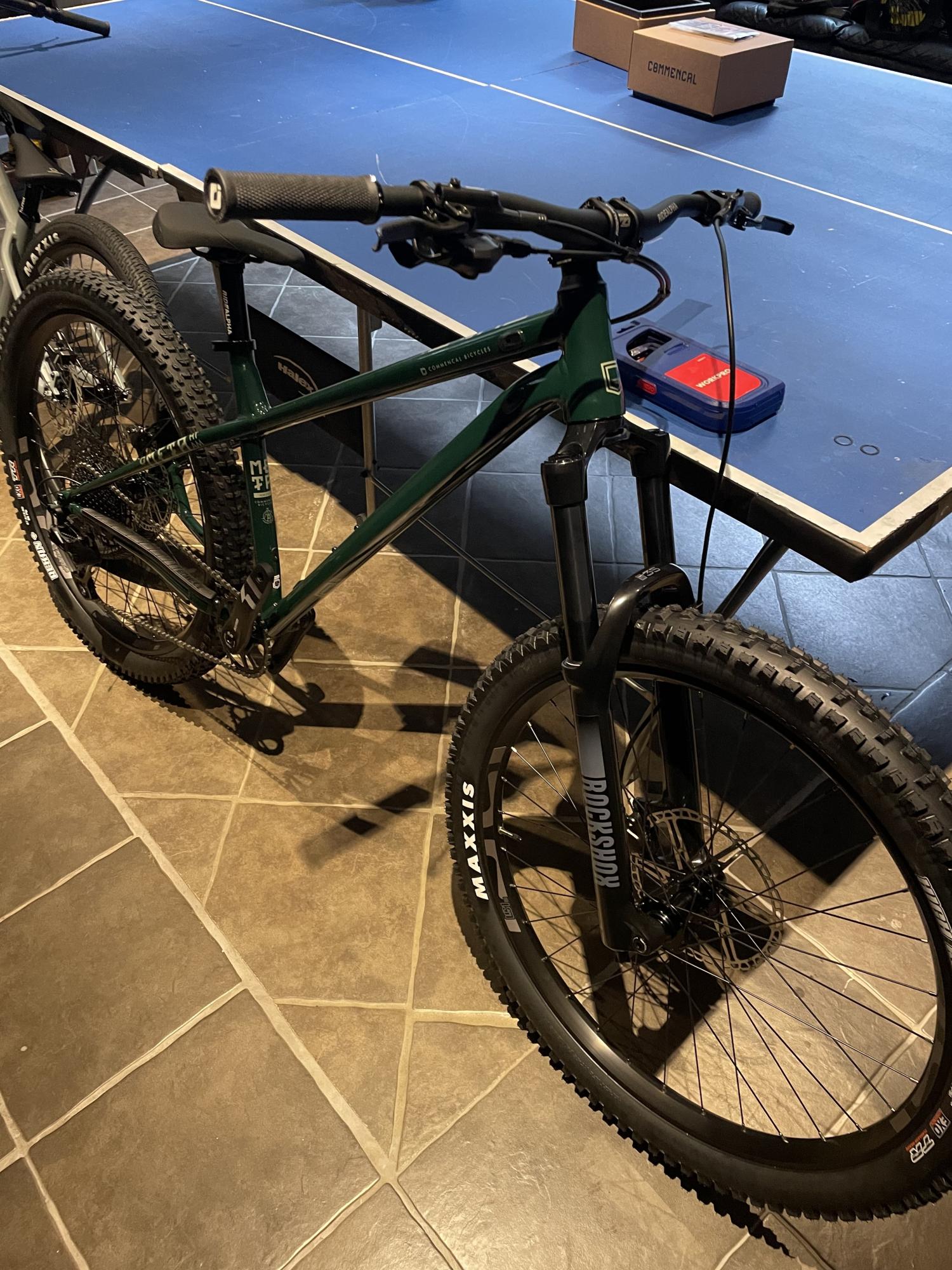 2022 Commencal Bikes Meta HT Green