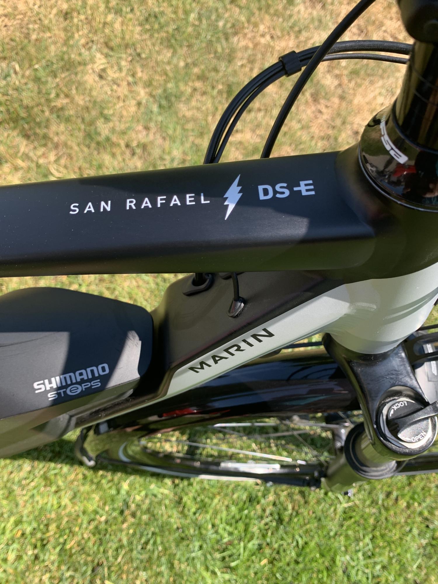 Marin Bikes 19 Silver Black: Med Black