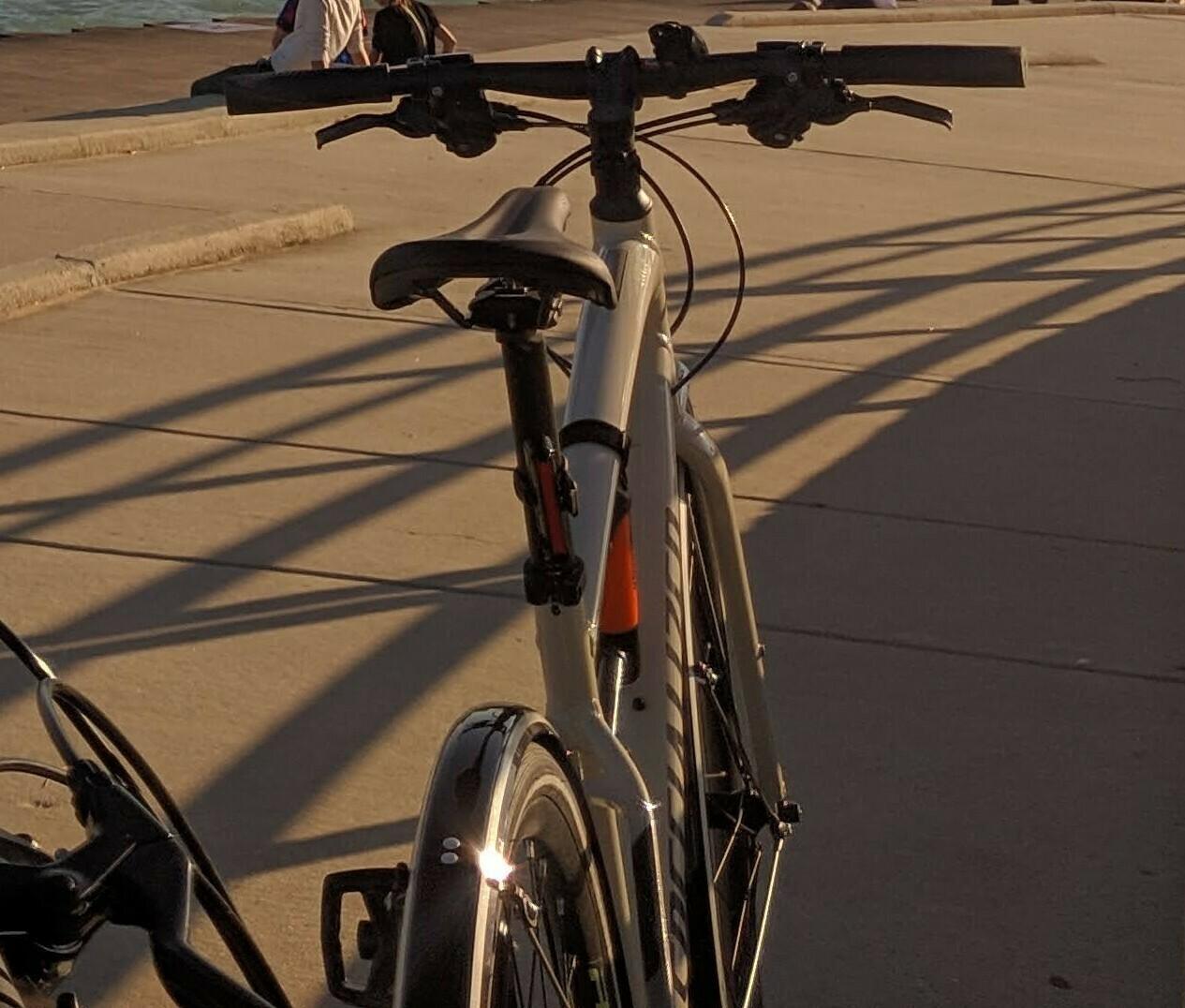 2022 Specialized Diamond Frame White