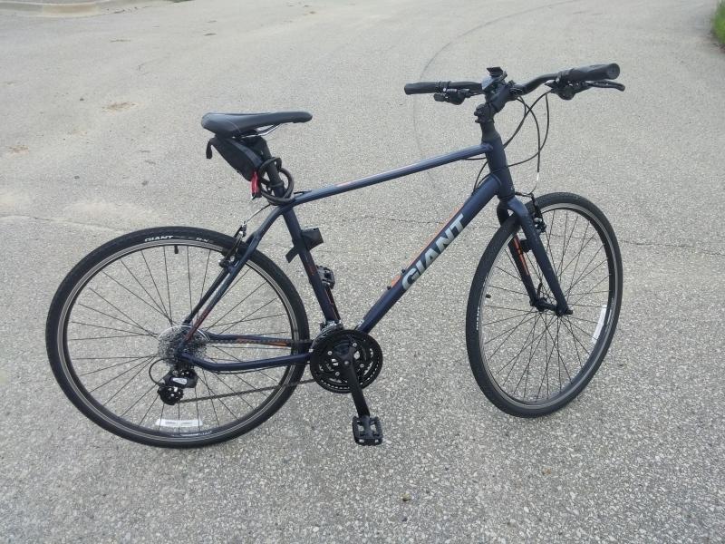 2015 Giant Escape 2 Metallic Blue and Orange