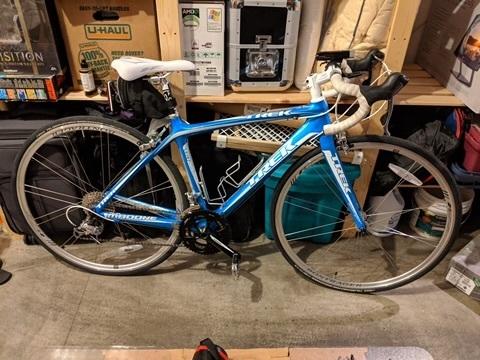 2023 Trek Madone 4.5 Blue and White