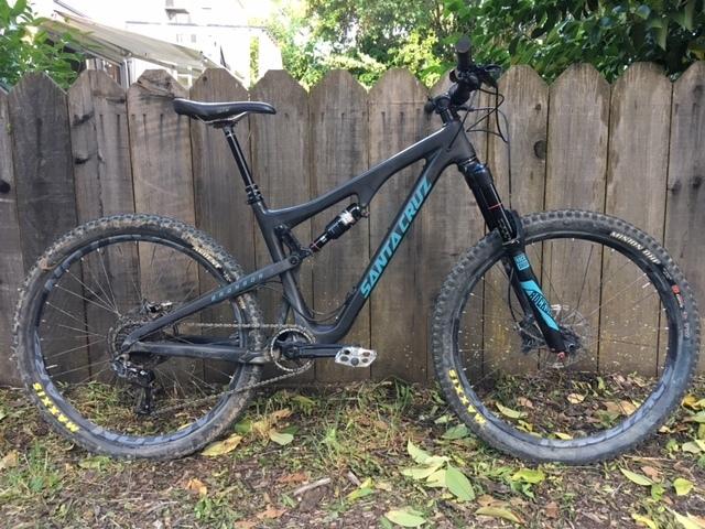 2017 Santa Cruz Bronson Carbon Black