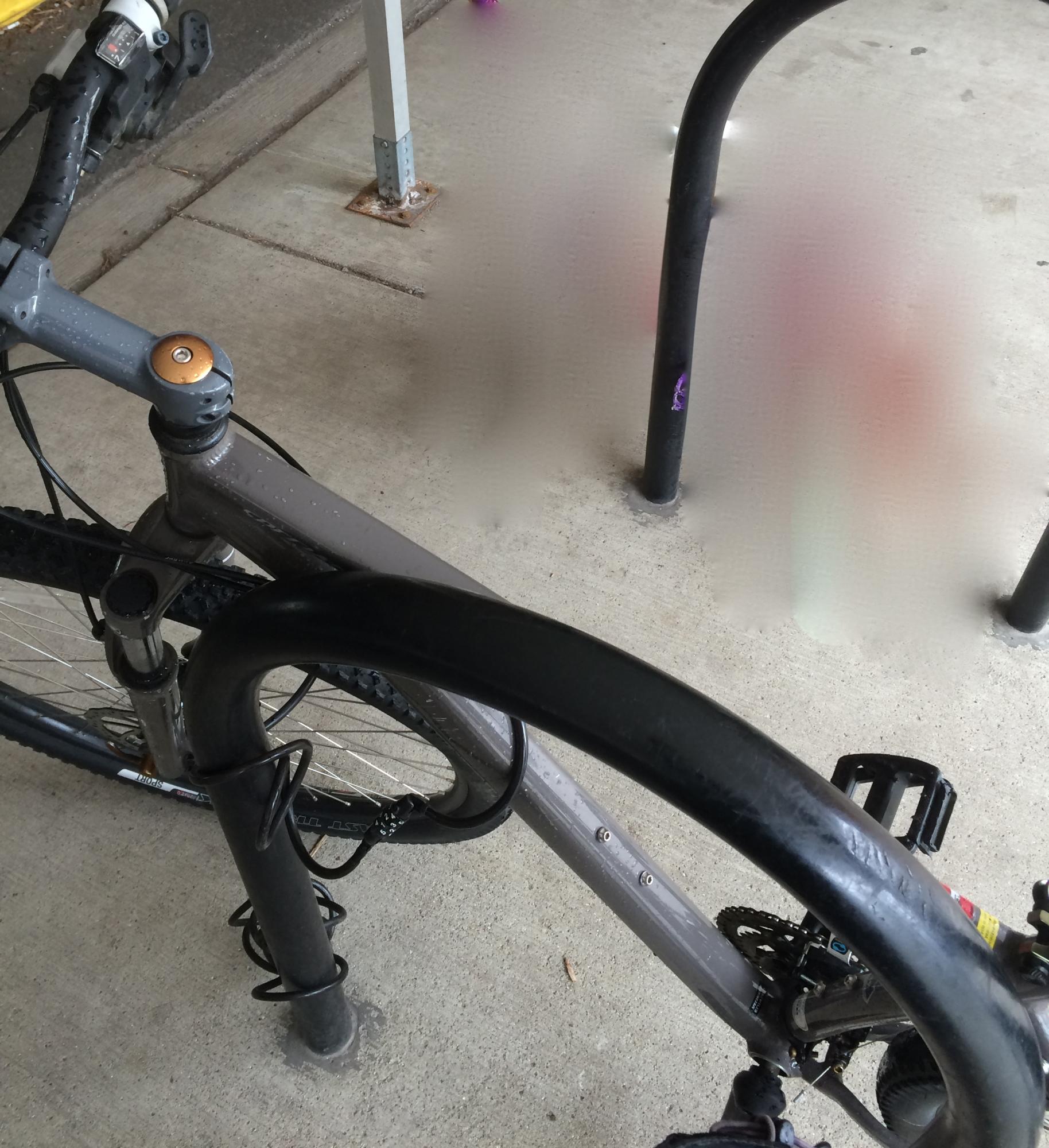 2011 Specialized Hardrock Disc 29er Silver or Gray