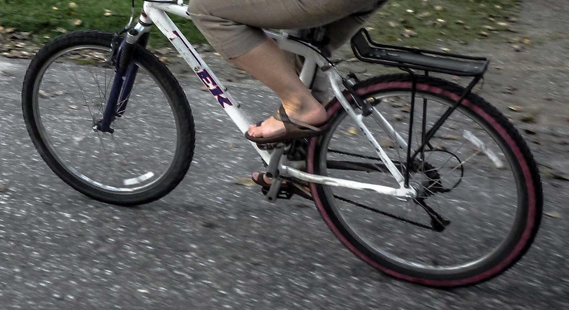 2001 Trek 6000 White